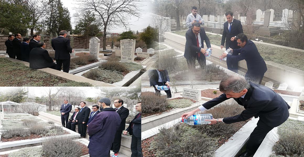 İLK DİYANET İŞLERİ BAŞKANIMIZI KABRİ BAŞINDA ANDIK.